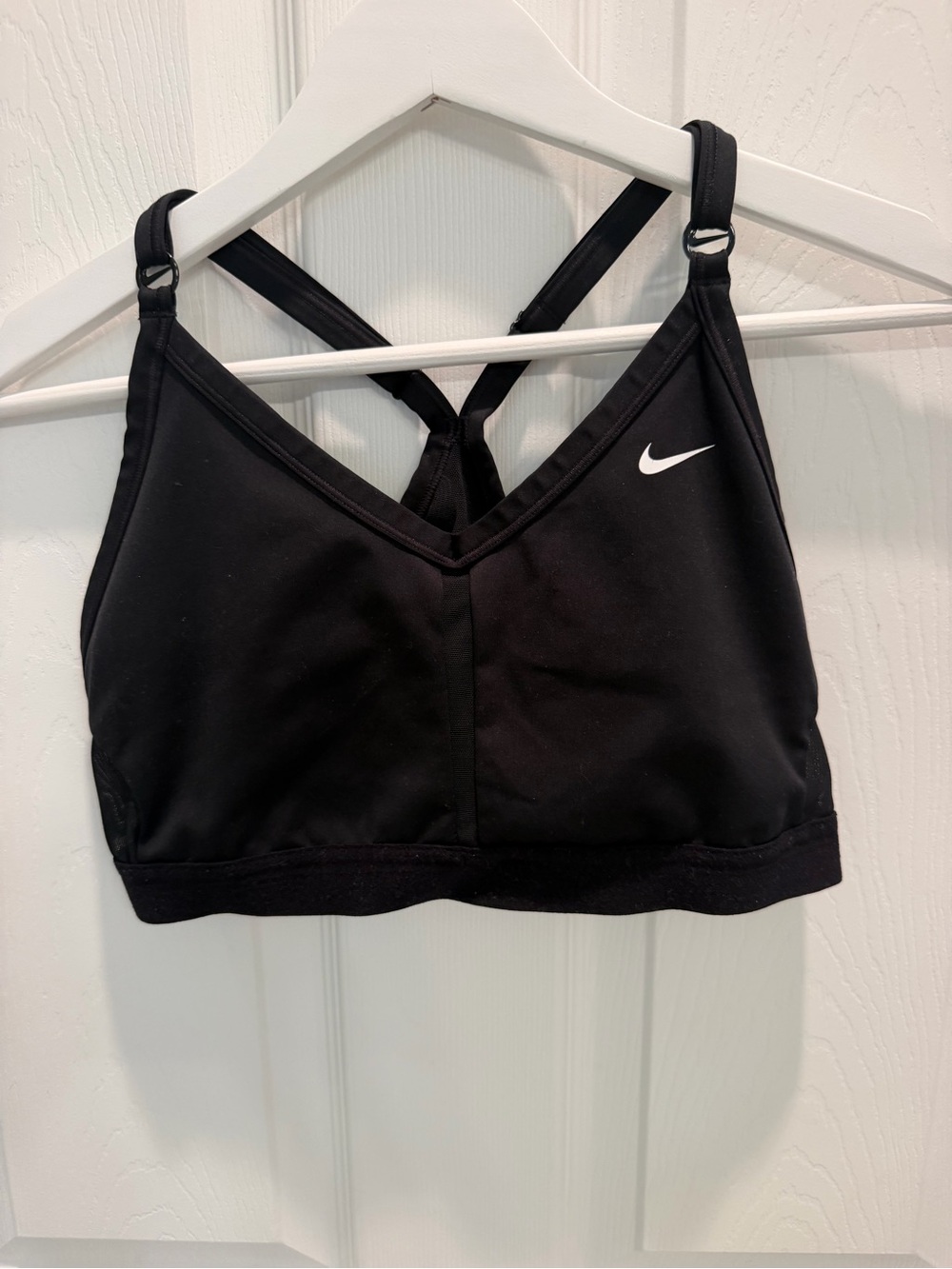 Nike Indy Women's Dri-FIT Light-Support V-Neck Sports Bra Black Size L